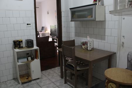 Apartamento à venda com 68m², 2 quartos e sem vagaCozinha