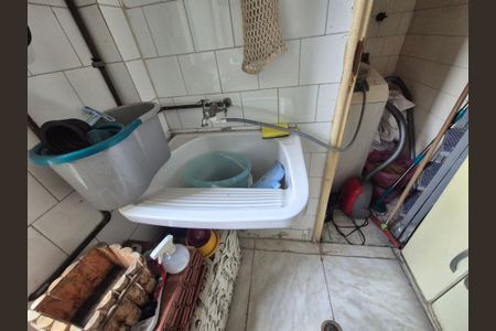 Apartamento à venda com 68m², 2 quartos e sem vagaLavanderia - Pia