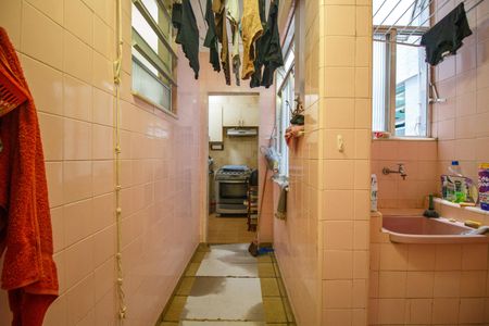 Apartamento à venda com 70m², 3 quartos e 1 vagaÁrea de Serviço