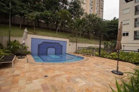 Apartamento à venda com 70m², 2 quartos e 1 vagaÁrea comum - Piscina