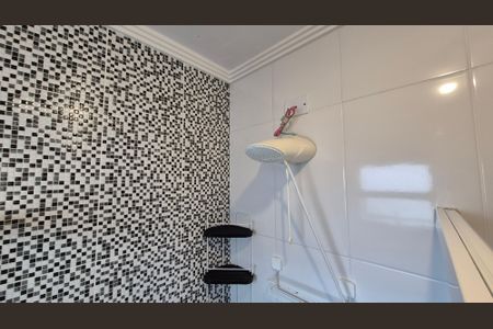 Apartamento à venda com 64m², 2 quartos e 1 vaga Apartamento à venda com 64m², 2 quartos e 1 vagaBanheiro da suíte