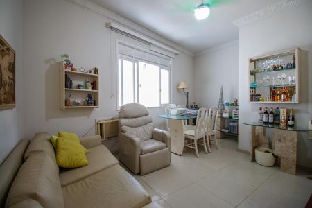 Sala de casa para alugar com 2 quartos, 140m² em Grajaú, Rio de Janeiro