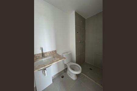 Apartamento à venda com 68m², 2 quartos e 1 vagaFoto 01