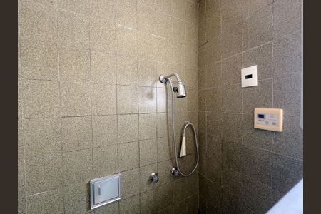 Casa para alugar com 110m², 3 quartos e 1 vagaBanheiro 