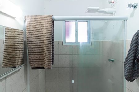 Banheiro de apartamento para alugar com 1 quarto, 48m² em Barra Funda, São Paulo