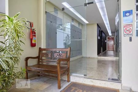 Apartamento para alugar com 48m², 1 quarto e sem vaga Apartamento para alugar com 48m², 1 quarto e sem vagaHall de entrada