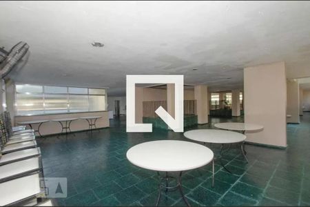 Apartamento para alugar com 71m², 2 quartos e 1 vagaÁrea comum