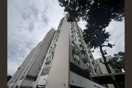 Apartamento para alugar com 71m², 2 quartos e 1 vagaFachada do bloco