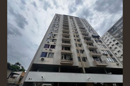 Apartamento para alugar com 71m², 2 quartos e 1 vagaFachada do bloco