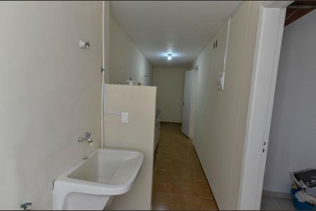 Apartamento para alugar com 71m², 2 quartos e 1 vagaÁrea de Serviço