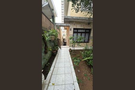 Casa para alugar com 3 quartos, 220m² em Vila Graciosa, São Paulo