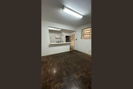 Casa para alugar com 3 quartos, 220m² em Vila Graciosa, São Paulo
