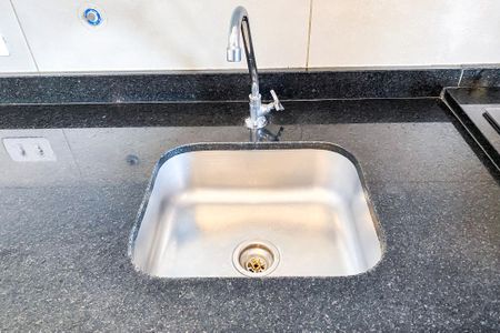 Apartamento para alugar com 50m², 2 quartos e sem vagaDetalhe da cozinha