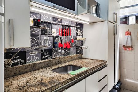 Apartamento à venda com 50m², 2 quartos e 1 vaga Apartamento à venda com 50m², 2 quartos e 1 vagaCozinha