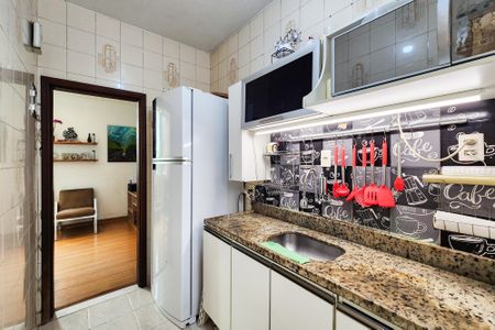 Apartamento à venda com 50m², 2 quartos e 1 vaga Apartamento à venda com 50m², 2 quartos e 1 vagaCozinha