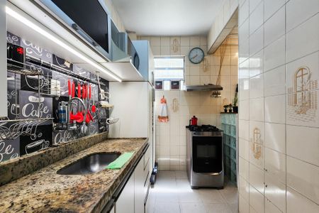 Apartamento à venda com 50m², 2 quartos e 1 vaga Apartamento à venda com 50m², 2 quartos e 1 vagaCozinha