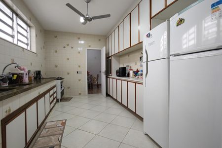 Casa à venda com 742m², 3 quartos e NaN vagas Casa à venda com 742m², 3 quartos e NaN vagasCozinha