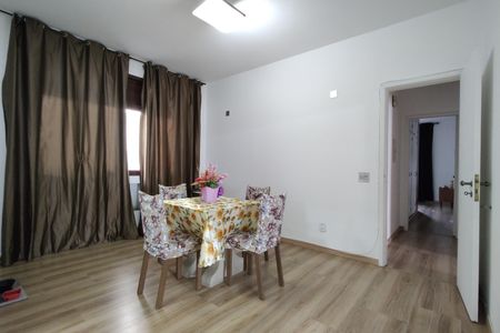 Casa à venda com 742m², 3 quartos e NaN vagas Casa à venda com 742m², 3 quartos e NaN vagasSala