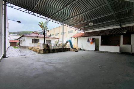 Casa à venda com 742m², 3 quartos e NaN vagas Casa à venda com 742m², 3 quartos e NaN vagasÁrea comum