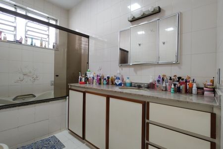 Casa à venda com 742m², 3 quartos e NaN vagas Casa à venda com 742m², 3 quartos e NaN vagasBanheiro da Suíte 1