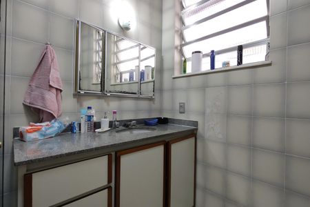 Casa à venda com 742m², 3 quartos e NaN vagas Casa à venda com 742m², 3 quartos e NaN vagasBanheiro da Suíte 2