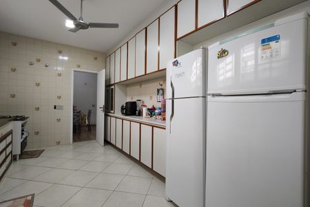 Casa à venda com 742m², 3 quartos e NaN vagas Casa à venda com 742m², 3 quartos e NaN vagasCozinha