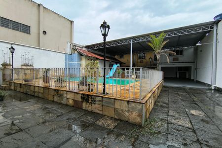 Casa à venda com 742m², 3 quartos e NaN vagas Casa à venda com 742m², 3 quartos e NaN vagasÁrea comum