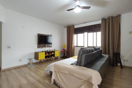 Sala de casa à venda com 3 quartos, 742m² em Taquara, Rio de Janeiro