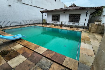 Casa à venda com 742m², 3 quartos e NaN vagas Casa à venda com 742m², 3 quartos e NaN vagasÁrea comum