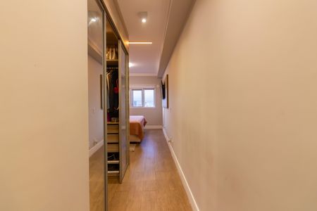 Apartamento para alugar com 194m², 4 quartos e 3 vagas Apartamento para alugar com 194m², 4 quartos e 3 vagasCloset