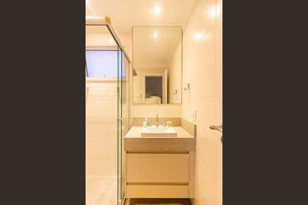 Apartamento para alugar com 194m², 4 quartos e 3 vagas Apartamento para alugar com 194m², 4 quartos e 3 vagasBanheiro da Suíte 3