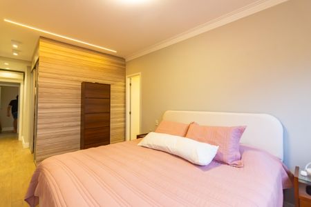 Apartamento para alugar com 194m², 4 quartos e 3 vagas Apartamento para alugar com 194m², 4 quartos e 3 vagasSuíte 4