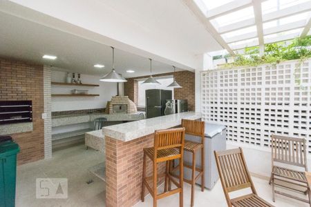 Apartamento para alugar com 194m², 4 quartos e 3 vagas Apartamento para alugar com 194m², 4 quartos e 3 vagasÁrea Comum