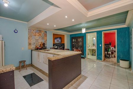 Sala de casa à venda com 4 quartos, 350m² em Rubem Berta, Porto Alegre