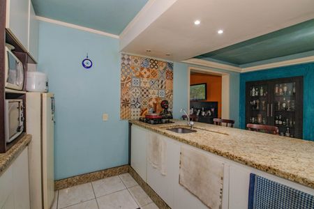 Casa à venda com 350m², 4 quartos e 3 vagasCozinha