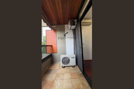 Varanda de apartamento para alugar com 3 quartos, 94m² em Taquaral, Campinas