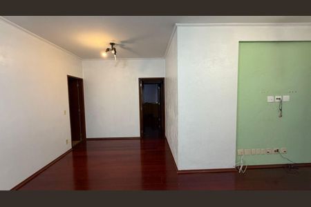 Sala de apartamento para alugar com 3 quartos, 94m² em Taquaral, Campinas