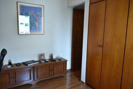 Apartamento à venda com 94m², 3 quartos e 1 vagaQuarto 1
