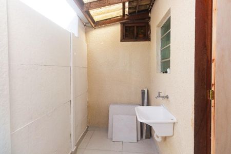 Casa de condomínio à venda com 98m², 2 quartos e 1 vaga Casa de condomínio à venda com 98m², 2 quartos e 1 vagaÁrea de Serviço