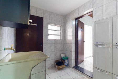 Casa para alugar com 63m², 2 quartos e 1 vaga Casa para alugar com 63m², 2 quartos e 1 vagaÁrea de Serviço