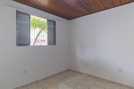 Quarto 2 de casa para alugar com 2 quartos, 63m² em Vila Alpina, São Paulo