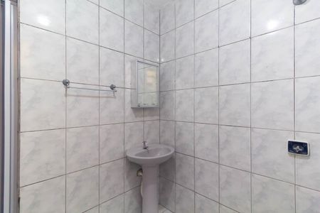 Casa para alugar com 63m², 2 quartos e 1 vaga Casa para alugar com 63m², 2 quartos e 1 vagaBanheiro