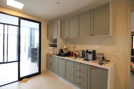 Apartamento à venda com 300m², 3 quartos e 2 vagasCozinha