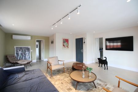 Apartamento à venda com 300m², 3 quartos e 2 vagasSala