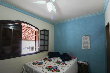 Casa à venda com 360m², 4 quartos e 2 vagas Casa à venda com 360m², 4 quartos e 2 vagasSuíte