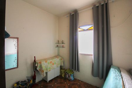 Casa à venda com 360m², 4 quartos e 2 vagas Casa à venda com 360m², 4 quartos e 2 vagasQuarto 2