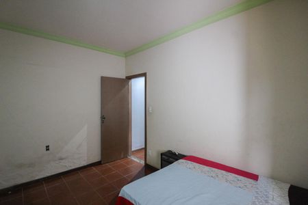 Casa à venda com 360m², 4 quartos e 2 vagas Casa à venda com 360m², 4 quartos e 2 vagasQuarto 3