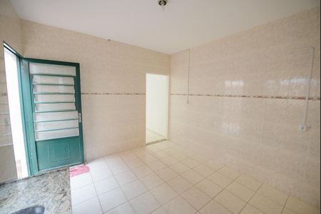 Casa para alugar com 98m², 2 quartos e 1 vaga Casa para alugar com 98m², 2 quartos e 1 vagaCozinha
