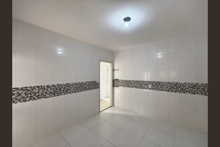 Casa de condomínio para alugar com 90m², 3 quartos e 3 vagas