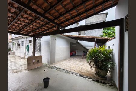 Casa de condomínio para alugar com 90m², 3 quartos e 3 vagas